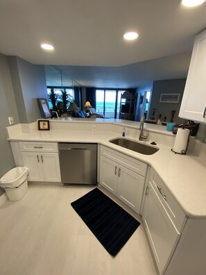 Fridge, microwave, oven, stovetop - Sand Dollar Spectacular, Pool Open, Luxury, Breathtaking Direct Ocean Views! (Daytona Beach Shores)