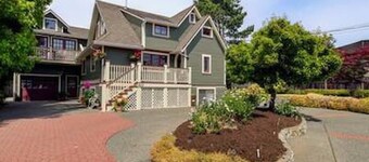 スワン湖自然保護区を渡るキャラクターステイ