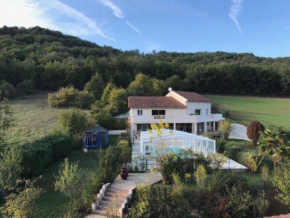 Exterior - Homerez - Charming House in Saint-Géry with Shared Pool (Saint-Géry)