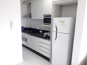 Private kitchen - 215, 2 bedroom apartment a few meters from the beach (Bombas)