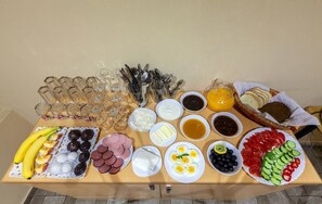 Free daily local cuisine breakfast
