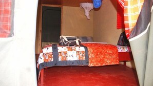 Basic Double or Twin Room - Simba Paka Safaris (Nairobi)