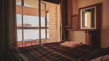 Deluxe Chalet | 3 bedrooms, Egyptian cotton sheets, premium bedding, blackout drapes