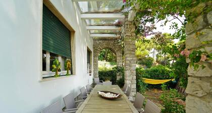 Villa Miranda 5Bd Waterfront WiFi Grill 10 m vom Ufer, Fähre nach 5 Terre