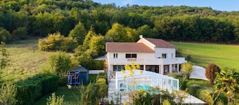 Homerez - House in Saint-Géry + Pool