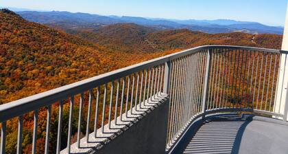 Sugartop Resort 6th-Floor Corner Condo: Breathtaking Mountain Views - 2BR