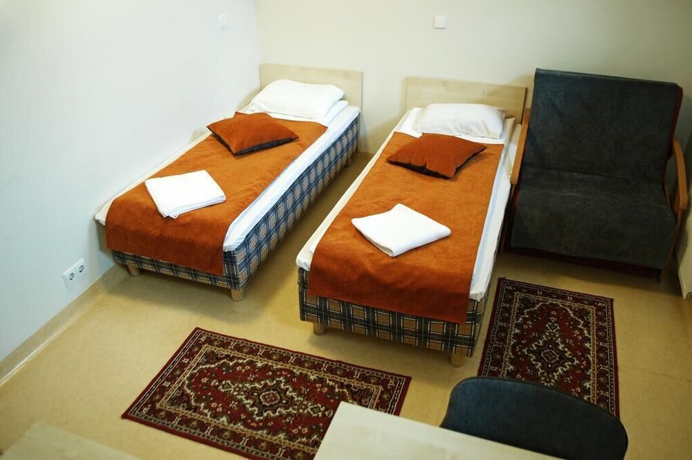 Apple Economy Hotel by null