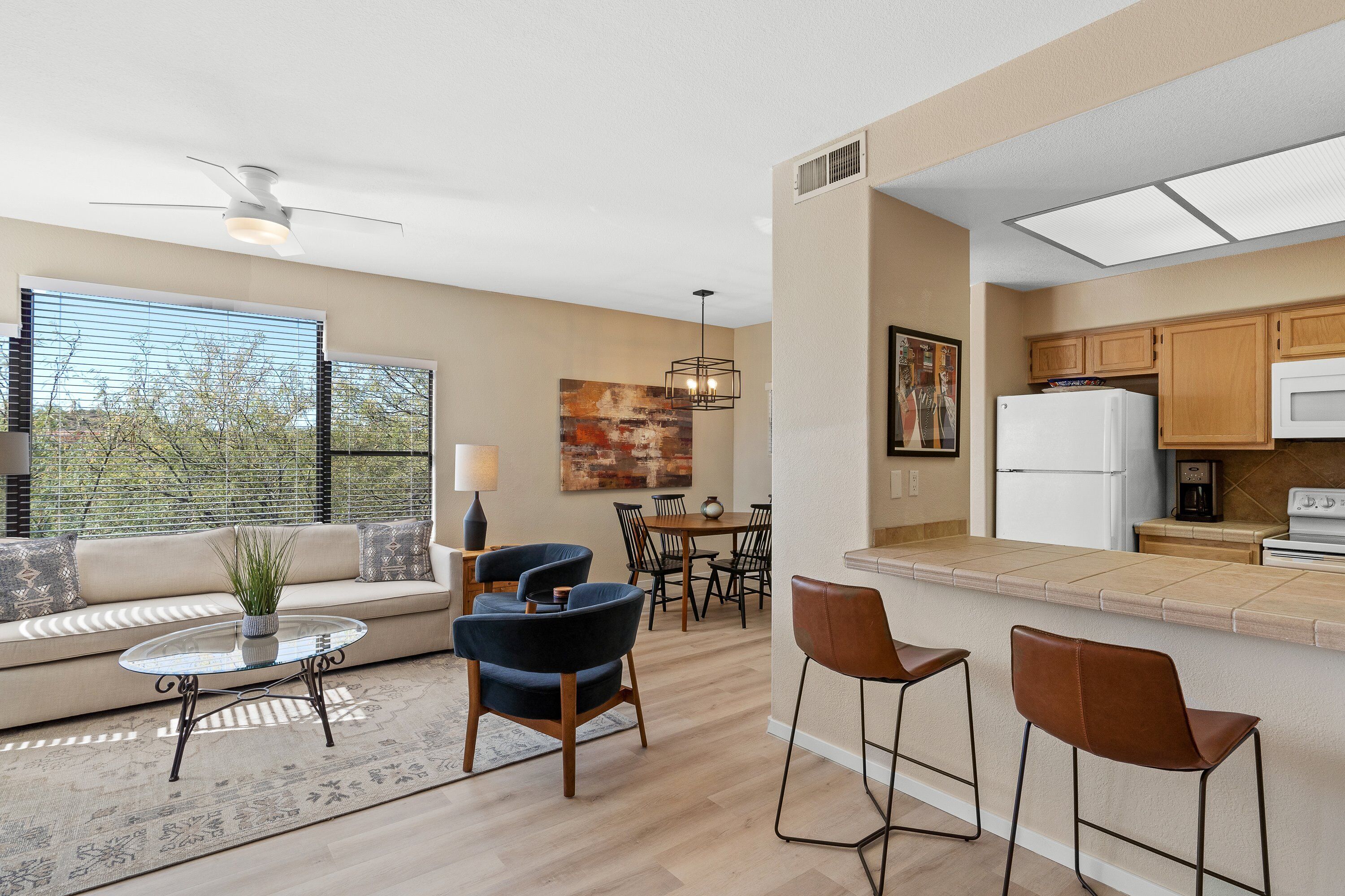 Newly Updated!  Luxury Condo in Canyon View