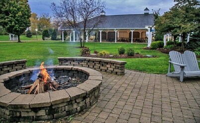 1-bedroom guestroom in a lodge, 9 miles from Cedar Point