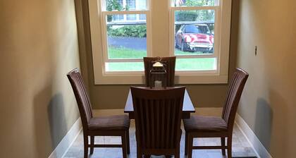 Around Horn 1/2 house Duplex