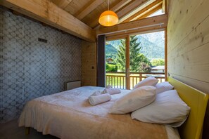 4 habitaciones, cuna de viaje, wifi gratis y ropa de cama 