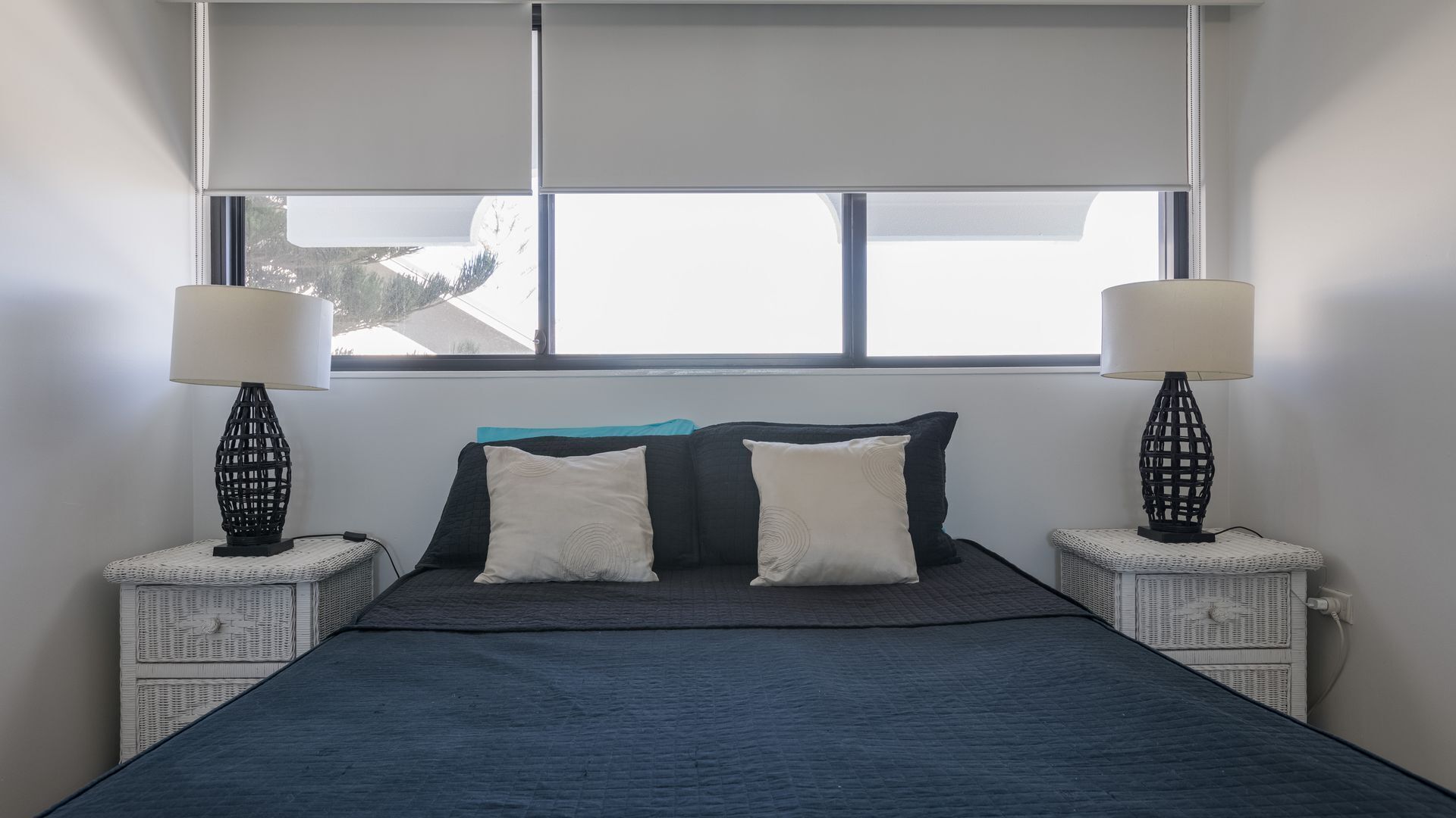 No 5 @Darenay 3 Bedroom Oceanfront Apartment — image 12