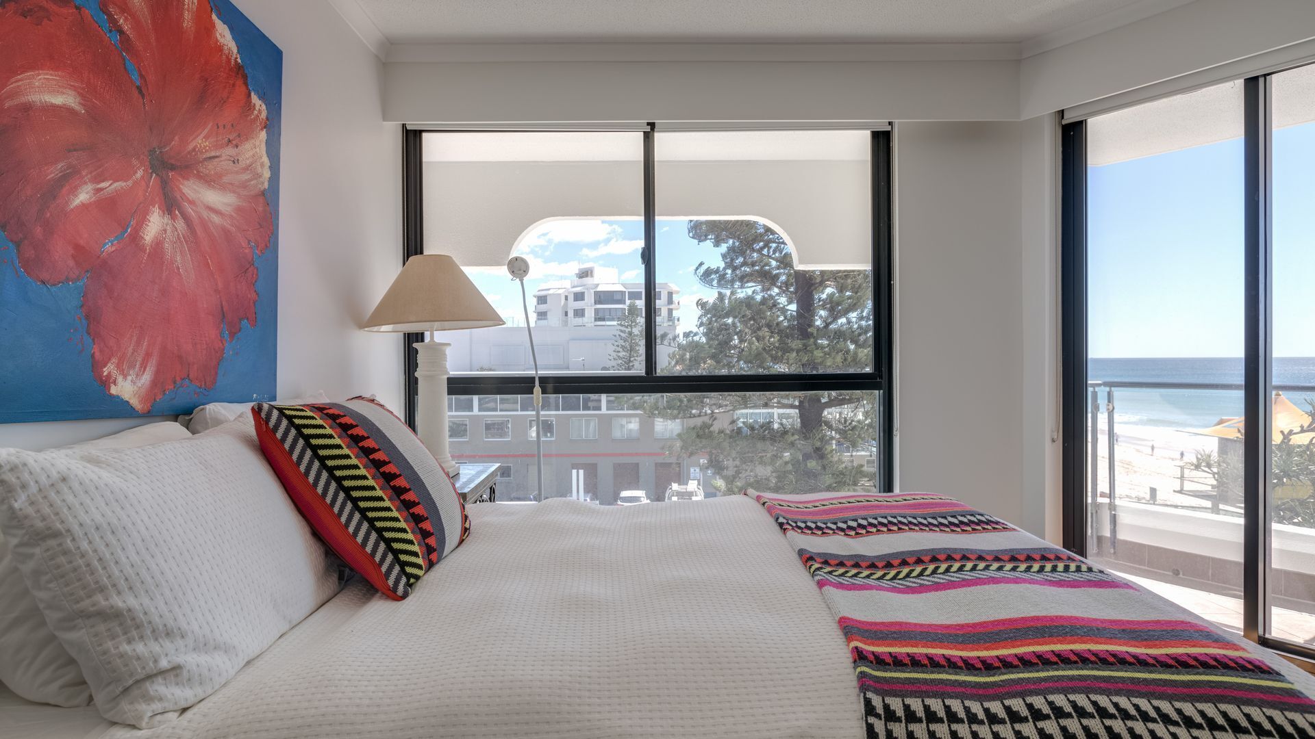 No 5 @Darenay 3 Bedroom Oceanfront Apartment — image 8