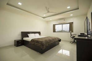 In-room safe, individually decorated, individually furnished
