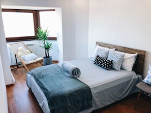 3 quartos, quartos à prova de som, ferros/tábuas de passar roupa, Wi-Fi