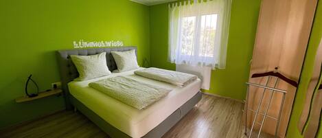 2 Schlafzimmer, Zimmersafe, WLAN, Bettwäsche