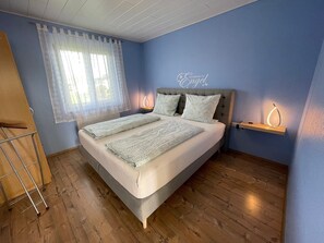 2 bedrooms, in-room safe, WiFi, bed sheets