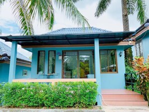 Standard Villa | In-room safe, blackout curtains, free WiFi, bed sheets - Palmthien Pool Villa Aonang (Krabi)