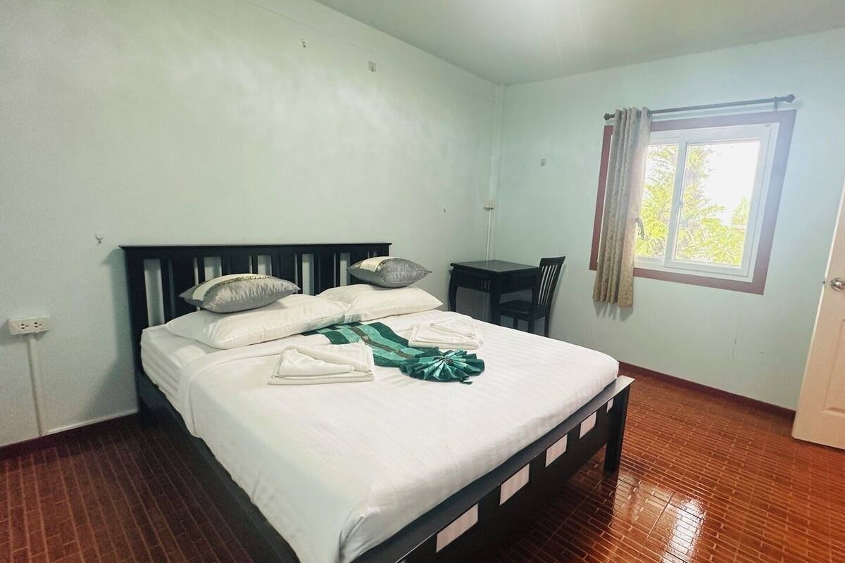 Family Room, 3 Bedrooms | In-room safe, blackout drapes, WiFi (free), bed sheets