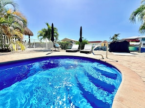 Outdoor pool, a heated pool