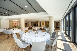 Desayuno buffet incluido todos los días