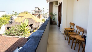 Deluxe Double Room | Terrace/patio - Dana Homestay (Canggu)