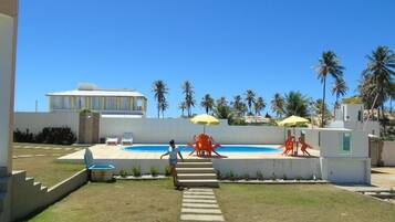 Outdoor pool, pool loungers