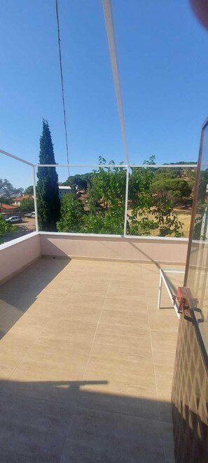 Deniz ve Orman Manzarali Bagimsiz Ev | 테라스/파티오