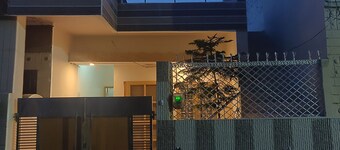 Lugnande plats att bo i en lugn stad