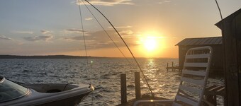 Sunset Landing- Atardeceres, agua, paz y tranquilidad.