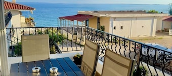 "Villa kaliva" kalives beach