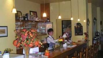 Bar (in der Unterkunft)