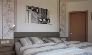 صورة غير مصنفة، 4 من 8، زرّ