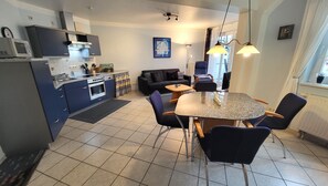 Unclassified image, 4 of 10, button - (51) 2-room apartment - Apartment house Strandburg (Kühlungsborn)