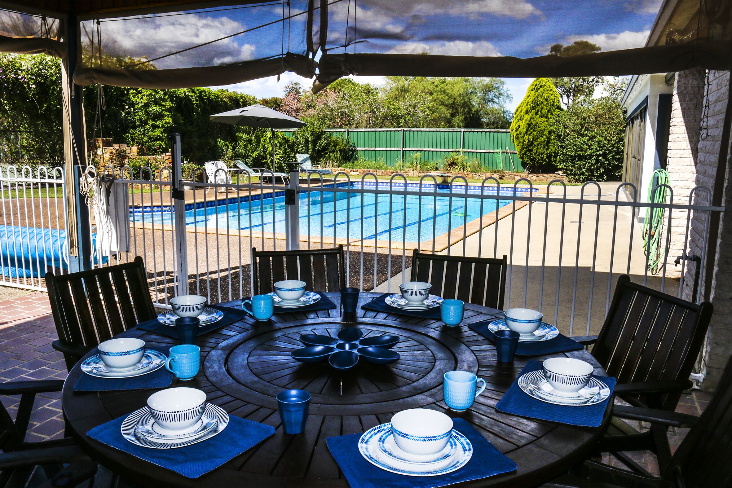 The Arches -Ultimate Upper Hunter Getaway- Large Entertainment Living&Relaxation — image 11