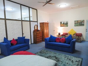 Interior - The Arches -Ultimate Upper Hunter Getaway- Large Entertainment Living&Relaxation (Singleton)