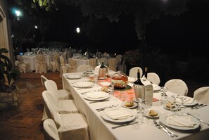 Espace banquet en plein air