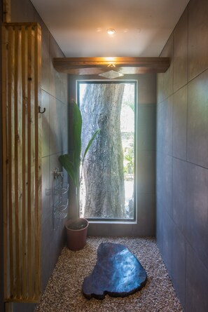 Studio (Castia South) | Safe på rommet, individuelt innredet og strykejern/-brett