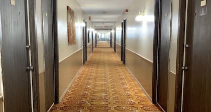 Circle S Motel