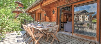 Cozy chalet for 9 with easy access to the lifts