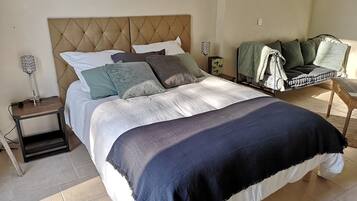 1 bedroom, WiFi, bed sheets, wheelchair access