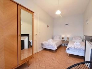 2 bedrooms, iron/ironing board, travel cot, WiFi - Martin pecheur - Ferme des Herils (Port-en-Bessin-Huppain)