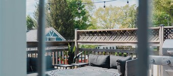 The Upper Deck- Beach Access, Passes, Sun + Fun!