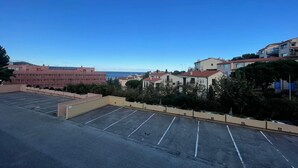 Property grounds - Air-conditioned studio with parking in Banyuls-sur-Mer near the sea (Banyuls-sur-Mer)