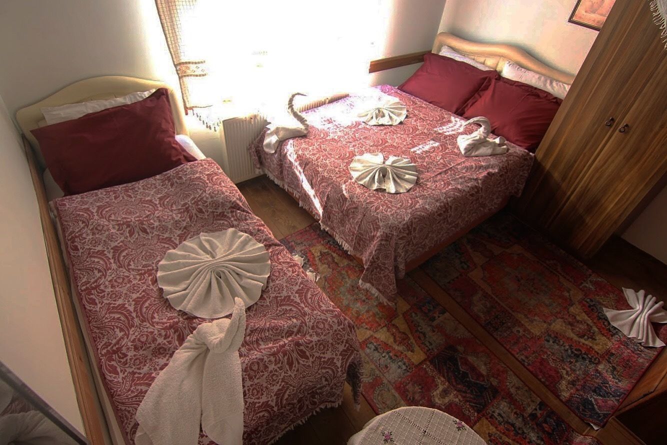 standard room | 1 bedroom, egyptian cotton sheets, premium bedding, desk