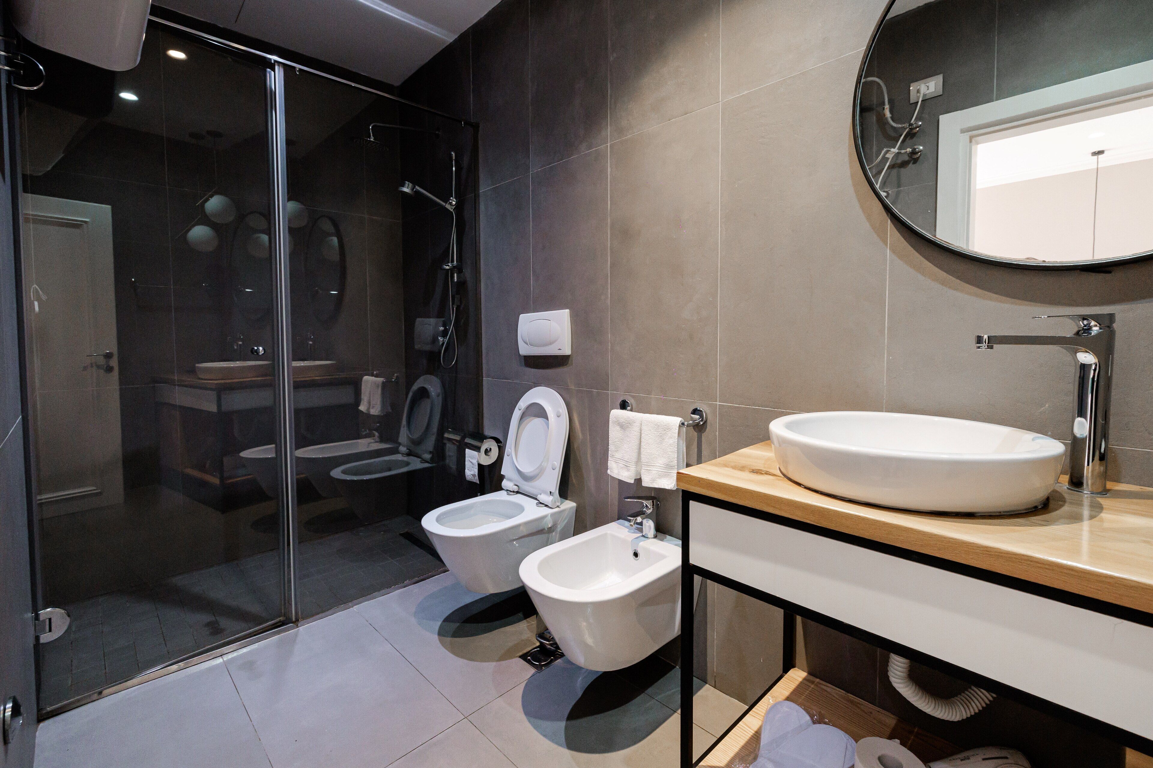 deluxe double room | minibar, desk, laptop workspace, blackout curtains