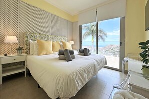 4 Schlafzimmer, Zimmersafe, kostenloses WLAN, Bettwäsche