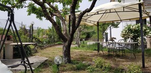 屋外ダイニングエリア