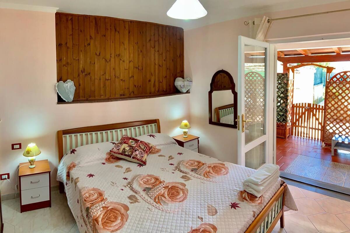 Premium bedding, free WiFi, bed sheets