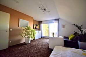 2 chambres, fer et planche Ă repasser, Wi-Fi gratuit, draps fournis
